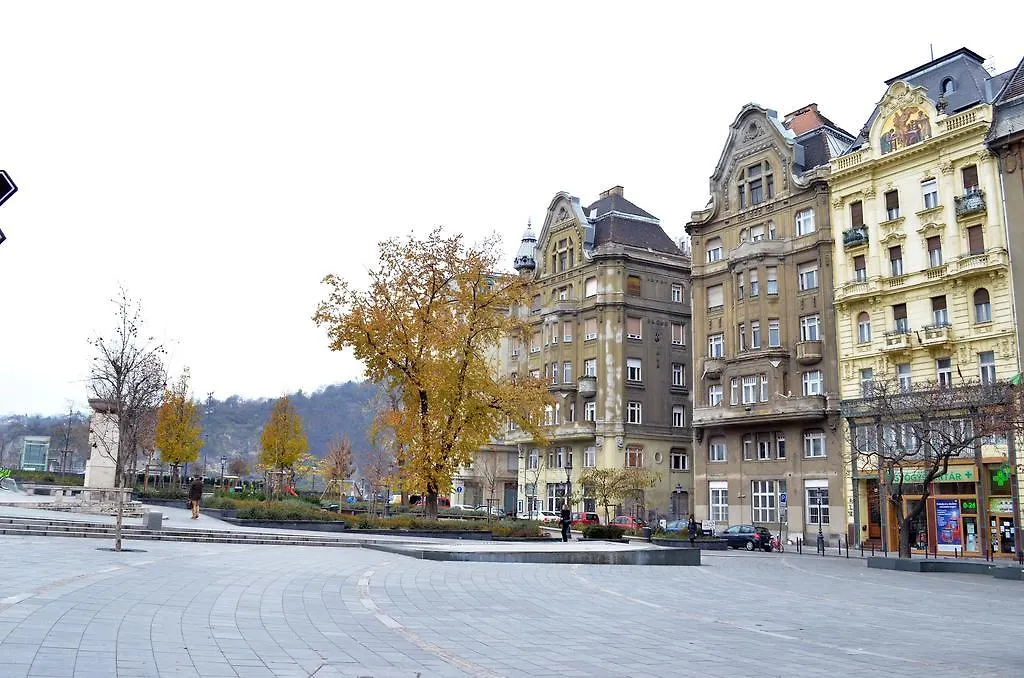 Central Market Apt Vamhaz Koerut Budapest Apartment