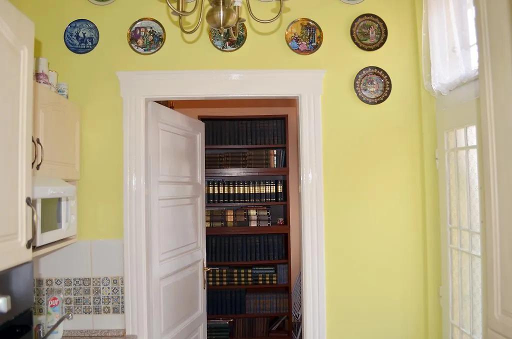 Central Market Apt Vamhaz Koerut Budapest Apartment